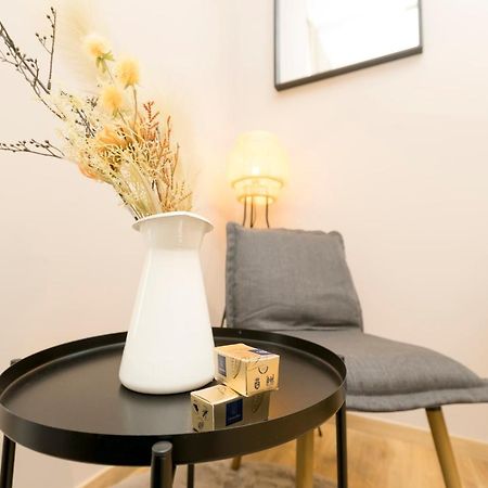 Golden Dove Luxury Aparts Apartment Брюксел Екстериор снимка
